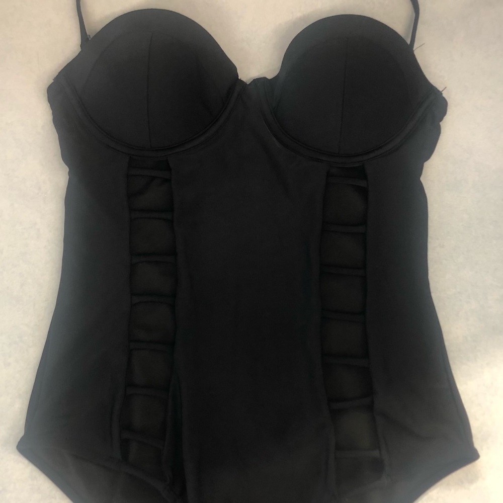 Forever 21 one-piece bathing suit 🌊☀️